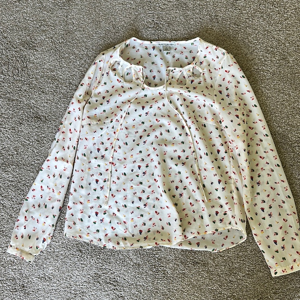 Women’s blouse
